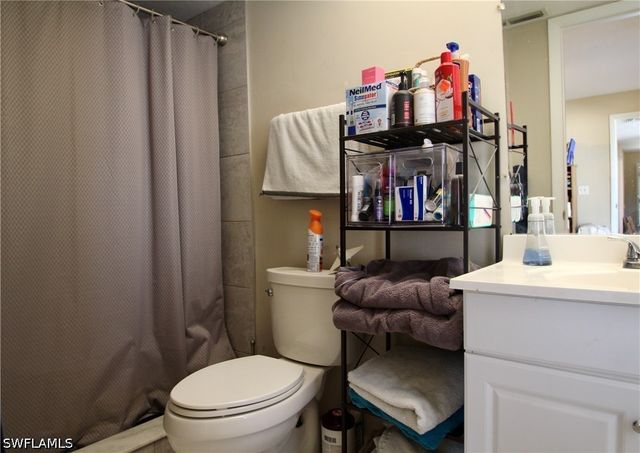 3808 SE 11th AVE A, Cape Coral, FL 33904