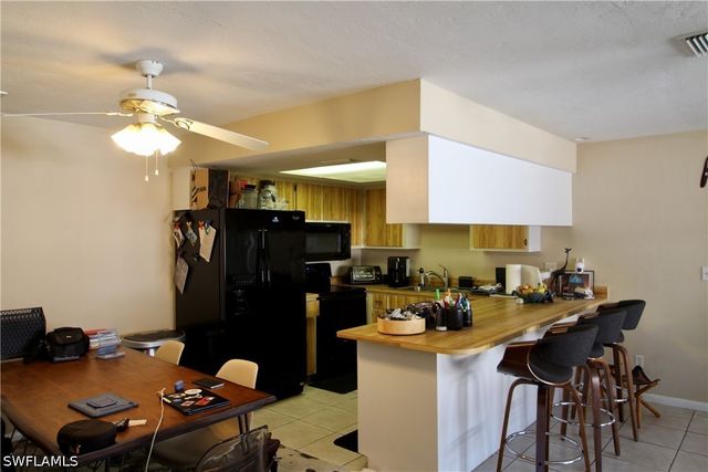 3808 SE 11th AVE A, Cape Coral, FL 33904