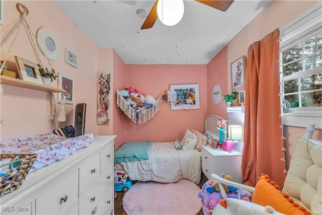 226 Sunset Road, Avon Lake, OH 44012