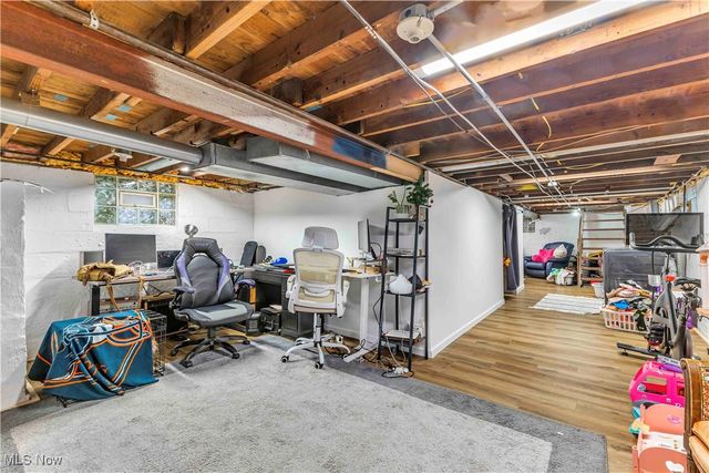 226 Sunset Road, Avon Lake, OH 44012