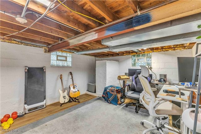 226 Sunset Road, Avon Lake, OH 44012