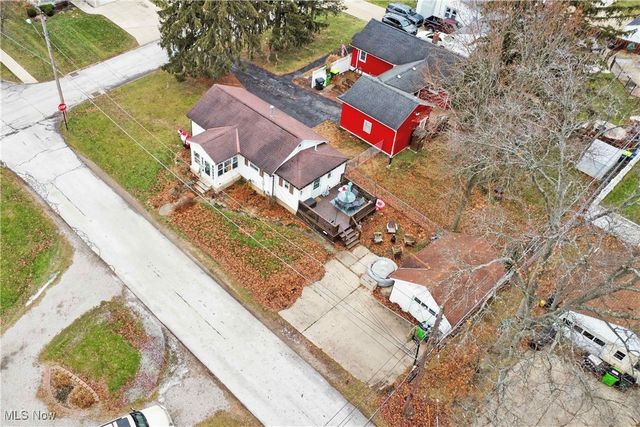 226 Sunset Road, Avon Lake, OH 44012