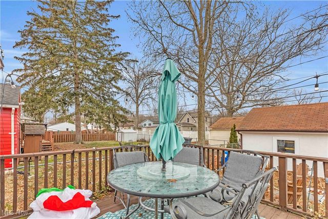 226 Sunset Road, Avon Lake, OH 44012