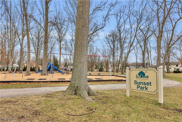 226 Sunset Road, Avon Lake, OH 44012