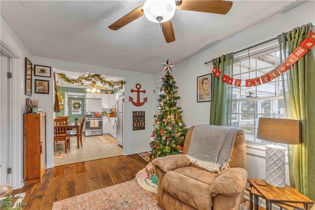 226 Sunset Road, Avon Lake, OH 44012