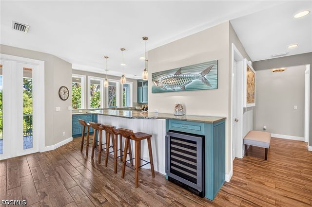 133 Butterknife PL, Sanibel, FL 33957