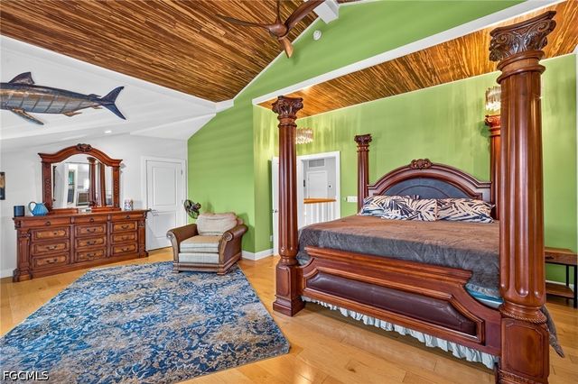 133 Butterknife PL, Sanibel, FL 33957