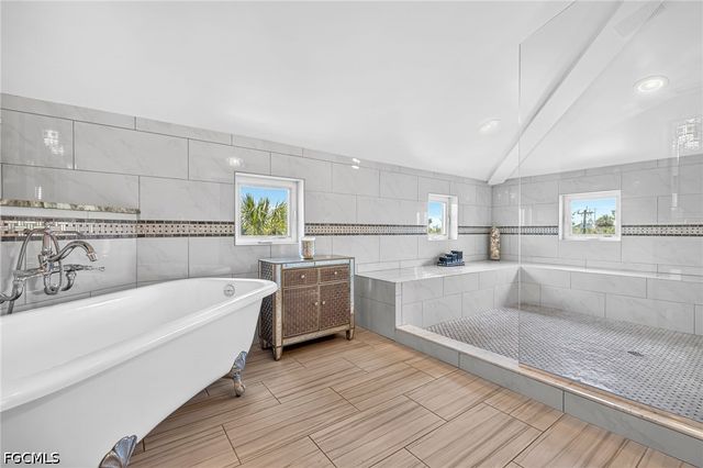 133 Butterknife PL, Sanibel, FL 33957