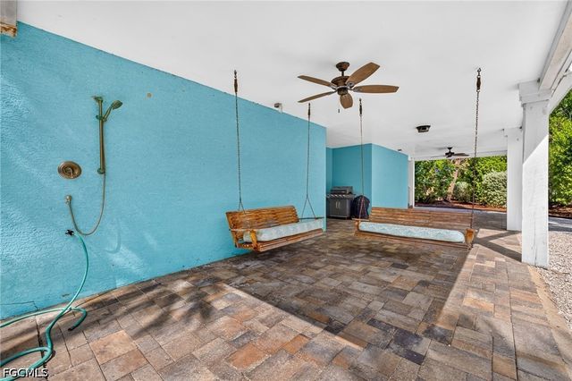 133 Butterknife PL, Sanibel, FL 33957