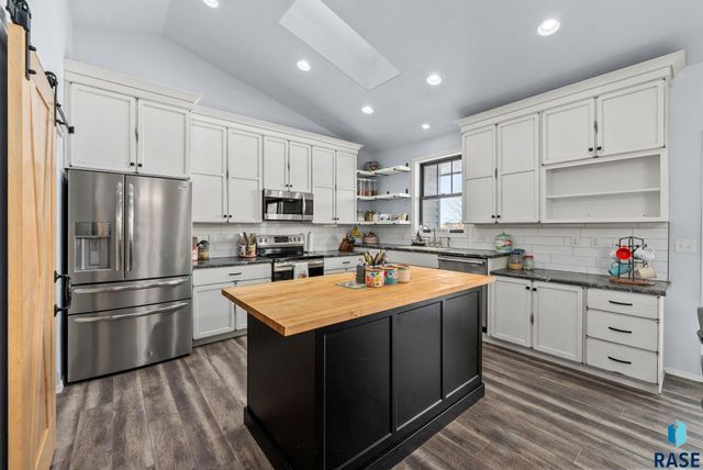 3008 W Brandywine St Street, Sioux Falls, SD 57108