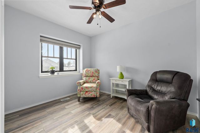 3008 W Brandywine St Street, Sioux Falls, SD 57108