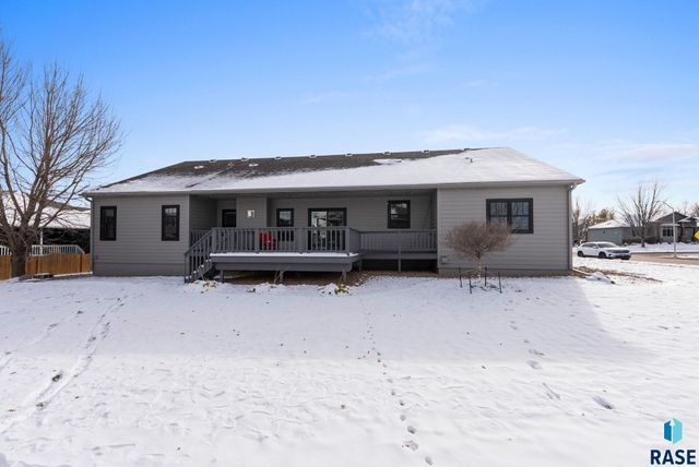 3008 W Brandywine St Street, Sioux Falls, SD 57108