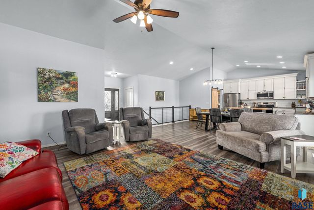 3008 W Brandywine St Street, Sioux Falls, SD 57108