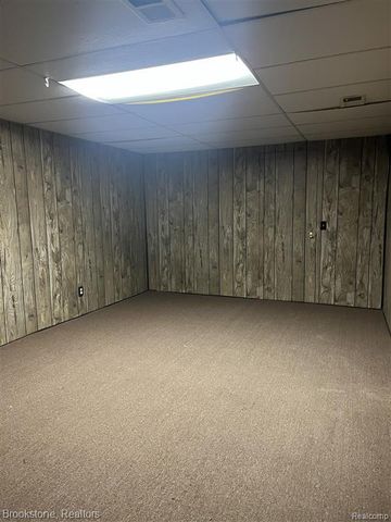 25006 Chambley Drive, Southfield, MI 48034