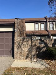 25006 Chambley Drive, Southfield, MI 48034