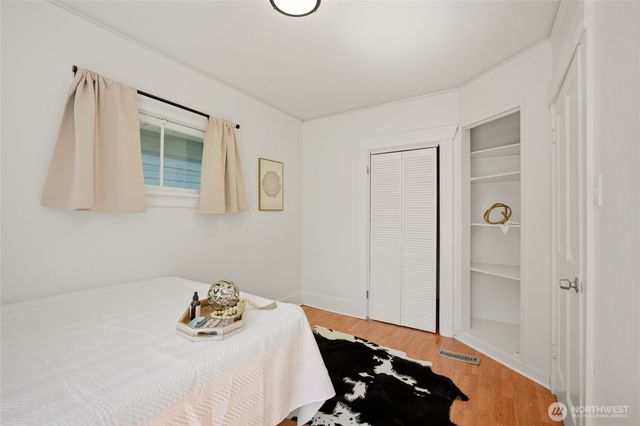 113 NE 60th Street, Seattle, WA 98115