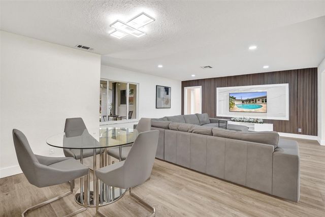 1420 SE 13th Street, Deerfield Beach, FL 33441