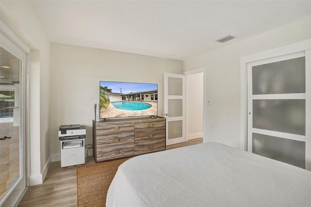 1420 SE 13th Street, Deerfield Beach, FL 33441