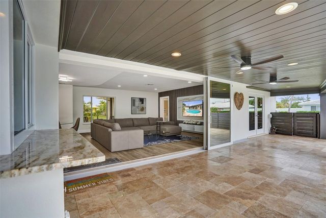 1420 SE 13th Street, Deerfield Beach, FL 33441