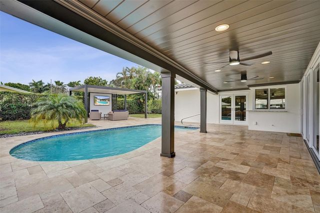 1420 SE 13th Street, Deerfield Beach, FL 33441