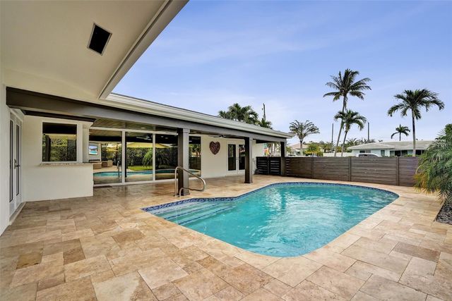 1420 SE 13th Street, Deerfield Beach, FL 33441