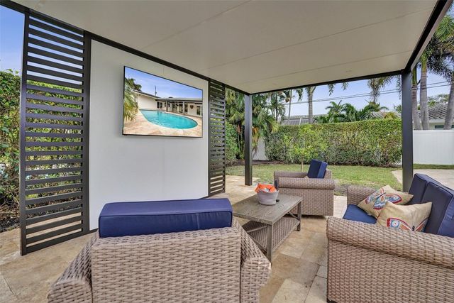 1420 SE 13th Street, Deerfield Beach, FL 33441