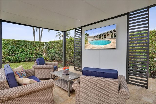 1420 SE 13th Street, Deerfield Beach, FL 33441