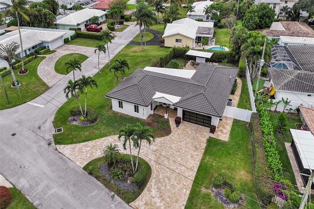 1420 SE 13th Street, Deerfield Beach, FL 33441