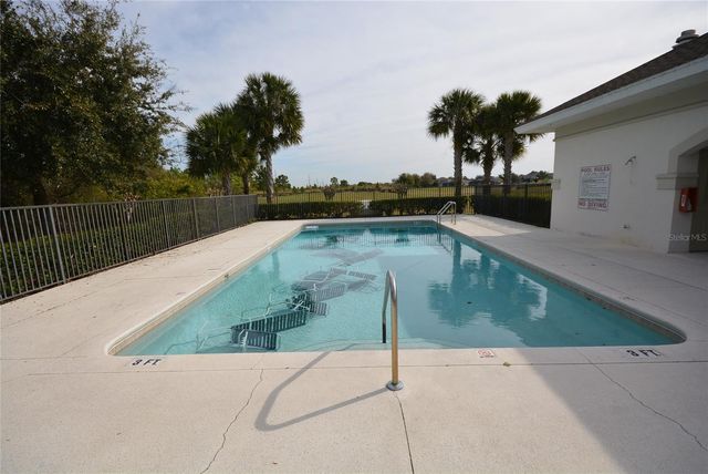 9441 MYRTLE CREEK LANE 215, Orlando, FL 32832