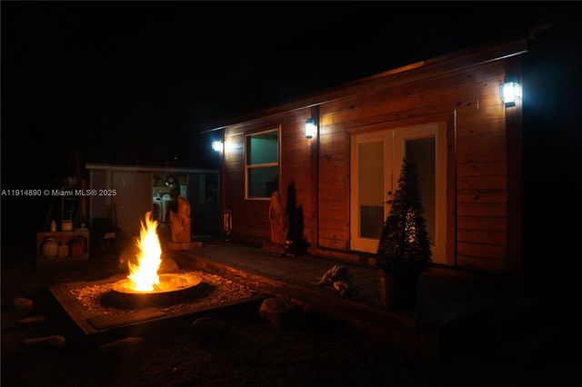 15375 SW 209 AVE, Miami, FL 33187