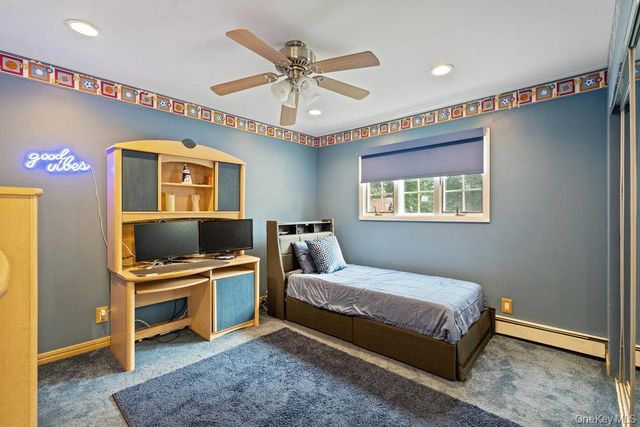 939 Manor Lane, Bay Shore, NY 11706