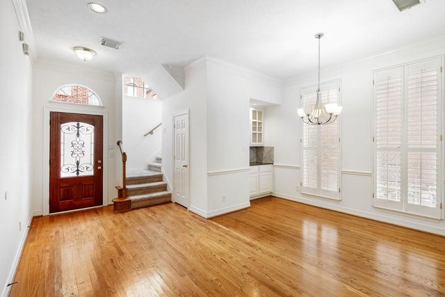 5913 Dolores Street B, Houston, TX 77057