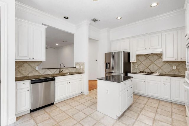 5913 Dolores Street B, Houston, TX 77057