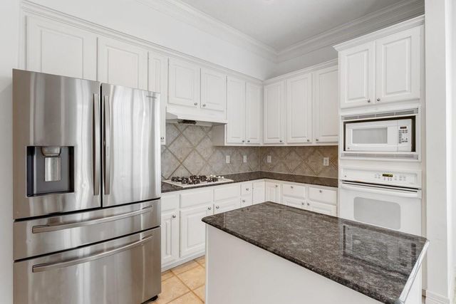 5913 Dolores Street B, Houston, TX 77057