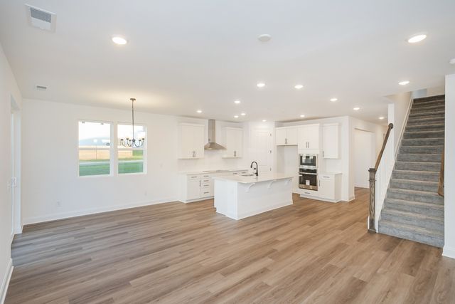 2366 Williamsport Landing, Columbia, TN 38401