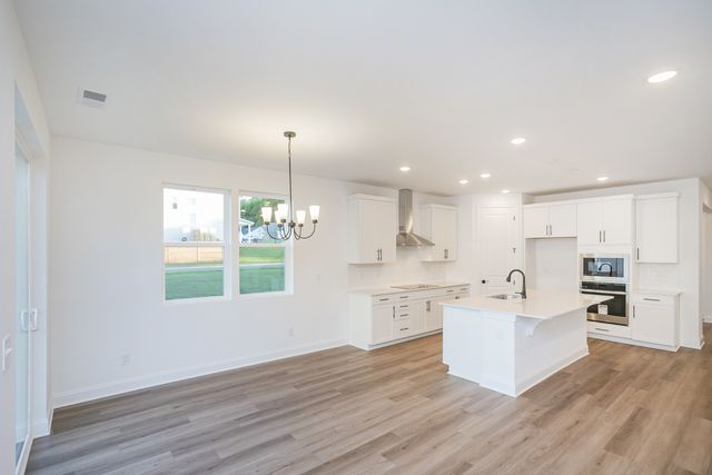 2366 Williamsport Landing, Columbia, TN 38401