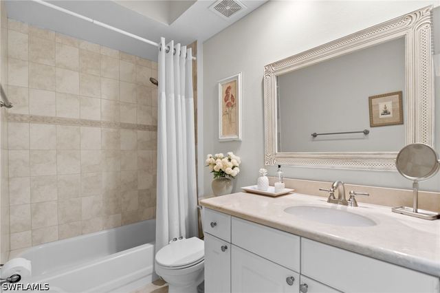 2335 Carrington CT 104, Naples, FL 34109