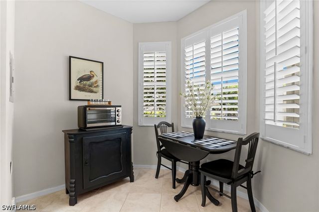 2335 Carrington CT 104, Naples, FL 34109