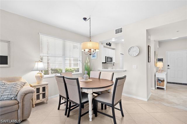 2335 Carrington CT 104, Naples, FL 34109