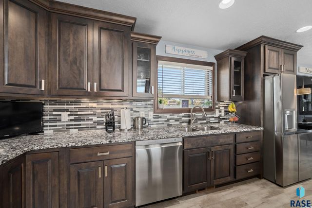 104 Tiger St Street, Harrisburg, SD 57032