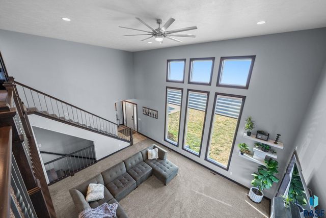 104 Tiger St Street, Harrisburg, SD 57032