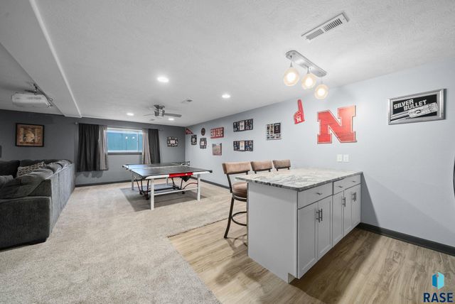 104 Tiger St Street, Harrisburg, SD 57032