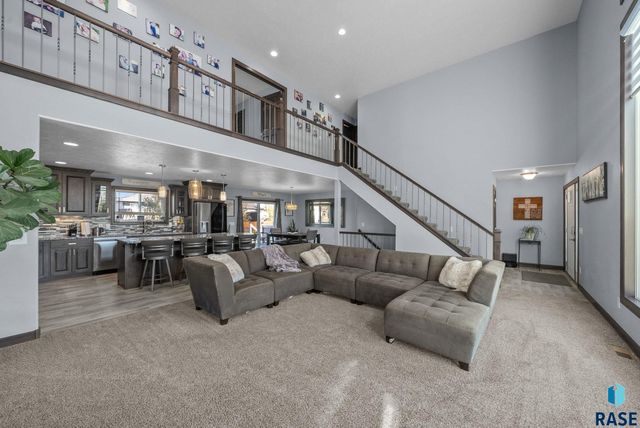 104 Tiger St Street, Harrisburg, SD 57032