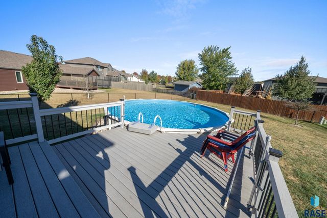 104 Tiger St Street, Harrisburg, SD 57032