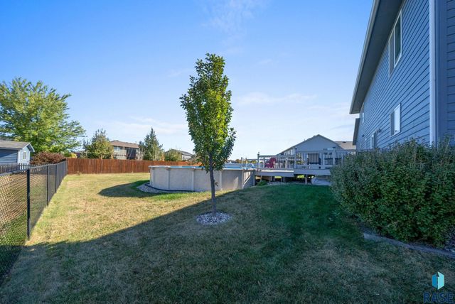 104 Tiger St Street, Harrisburg, SD 57032