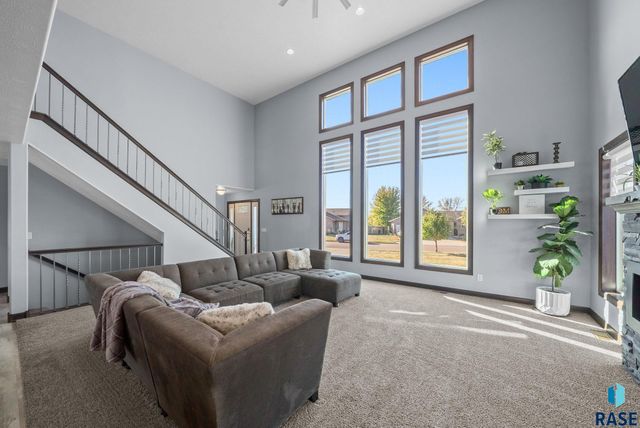 104 Tiger St Street, Harrisburg, SD 57032