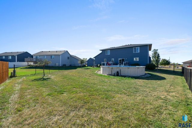 104 Tiger St Street, Harrisburg, SD 57032