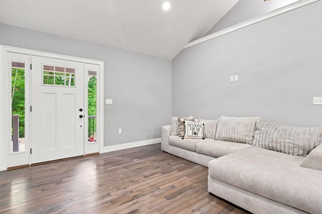 73 Forest Pond Road, New Hampton, NH 03256