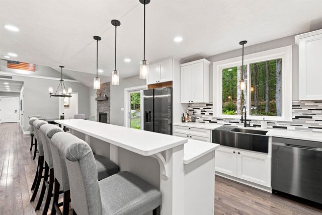 73 Forest Pond Road, New Hampton, NH 03256