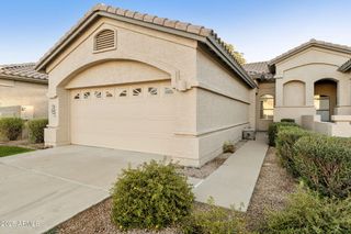 23729 S PLEASANT Way 37, Sun Lakes, AZ 85248